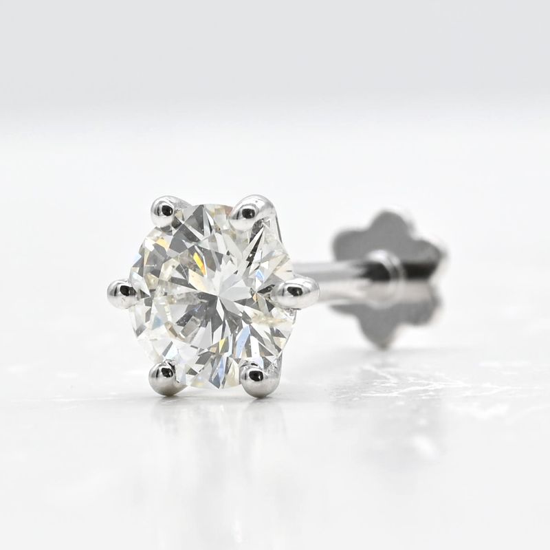 Solid Gold Round Brilliant Cut Diamond Nose Pin â Classic 6 Prong Setting Elegant Gift for Her