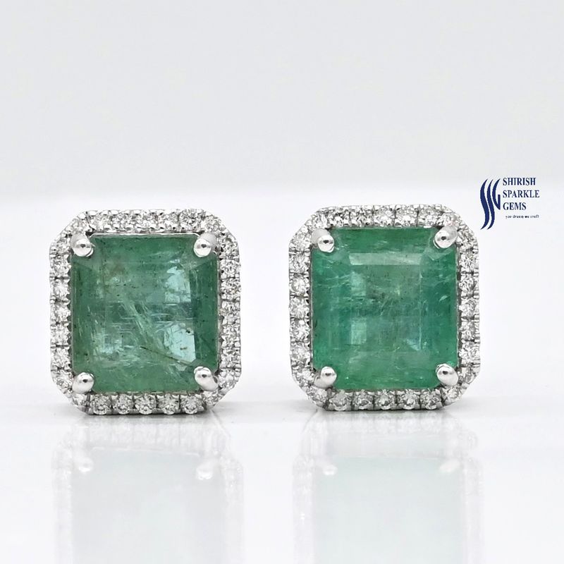 Princess Cut Emerald & Diamond Halo Stud Earrings â Gold Square Emerald Studs | Elegant Fine Jewelry Gift for Her