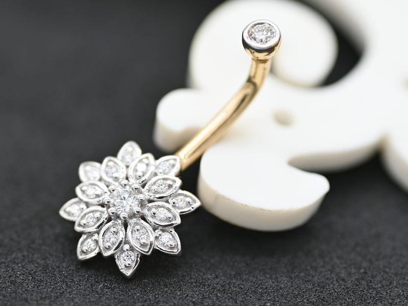 Handcrafted Solid Gold Diamond Flower Belly Ring â Luxury Statement Gift for Her